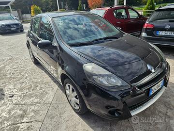RENAULT Clio 1.2 16V 5 porte GPL Dynamique