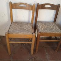 due sedie legno impagliate