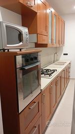 cucina lineare 4 mt completa di elettrodomestici