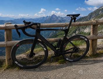 Bicicletta Reacto full black come nuova
