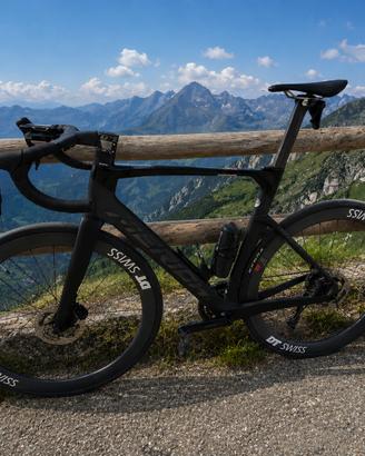 Bicicletta Reacto full black come nuova