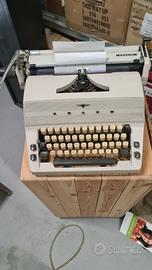 Macchina da scrivere Vintage Adler Gabriele  10