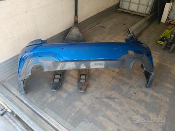 paraurti posteriore BMW serie 3 msport da riparare