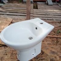 bidet  nuovo di fabbrica 