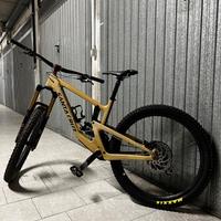 Santa Cruz Nomad cc