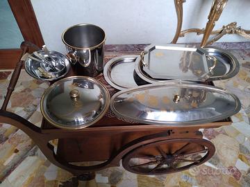 Servizio vassoi pesce+zuppiera+cestellovini+6coppe