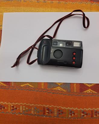 macchina fotografica Yashica AF-Mini