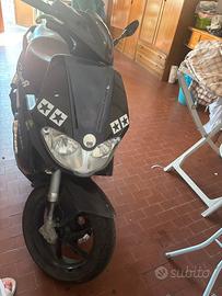 Gilera runner