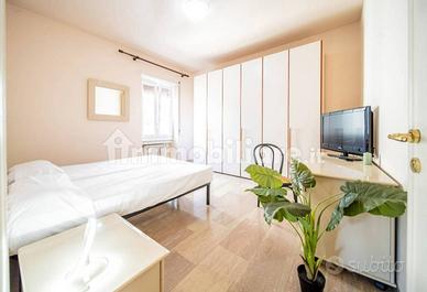 Stanza in appartamento condiviso, Verona Centro