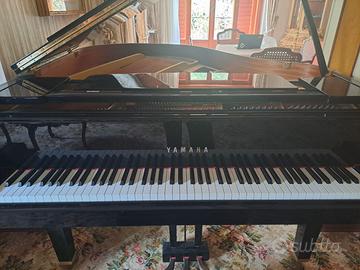 Yamaha PIANOFORTE MEZZA CODA YAMAHA NERO LUCIDO