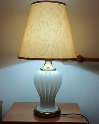 Lampada da tavolo