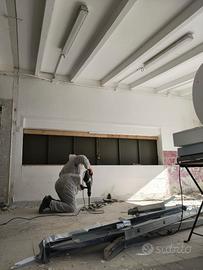 Operaio magazziniere patentino di muletto