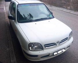 Nissan Micra 16 V 998 benzina del 1998