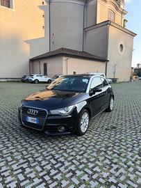 Audi A1 1.4 tfsi Attraction 122cv 119g s-tronic