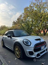 MINI John Cooper Works - 2015