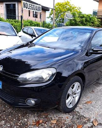 VOLKSWAGEN - Golf 1.6 tdi Comfortline 5p