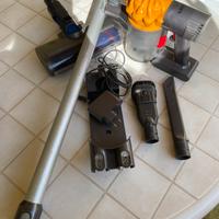 Scopa elettrica Dyson V6 slim