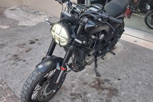 Husqvarna Svartpilen 125