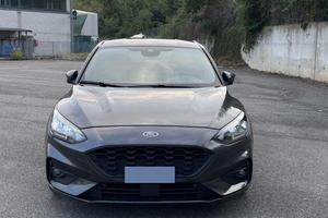 Ford focus st-line 2019 120cv