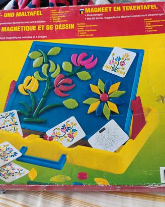 tenda Ikea, sedie, gioco magnetico