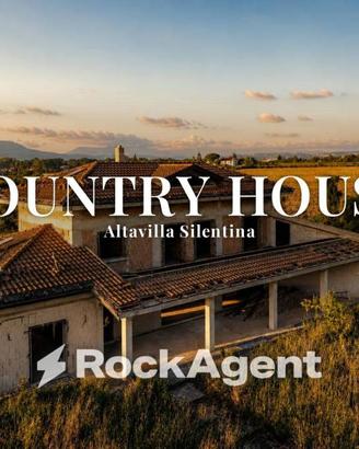 Villa di 600 m² con più di 5 locali a Altavilla Si