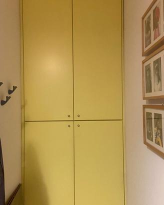 Armadio laccato su misura