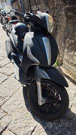 Beverly 350