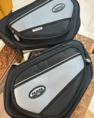 Borse laterali per moto. Le Borse  sono nuove