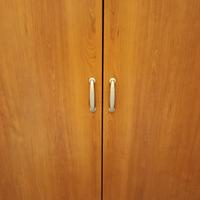 Armadio colore ciliegia