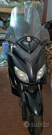 X- Max 250