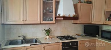 Cucina in legno usata