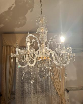 Lampadario e lampade da comodino Swarovski