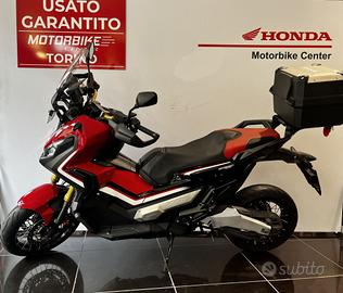 Honda X-ADV 750 .