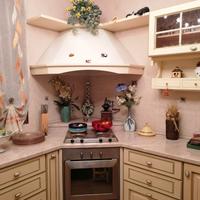 Cucina in massello come nuova