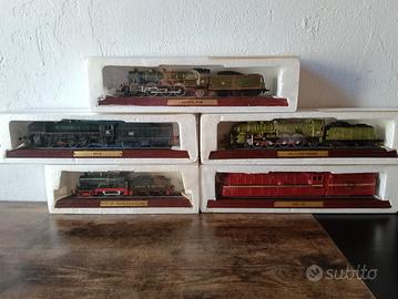 Collezione di 20 locomotive storiche su bassetta