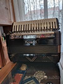 Fisarmonica Roland  mod. FR-8XBK