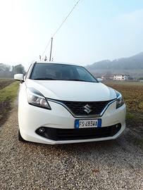 Suzuki Baleno 1.2 Hybrid B-Top