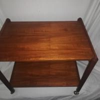 Coppia Di Carrelli In Legno Anni 60.
