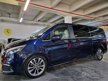 MERCEDES-BENZ V 220 DIESEL PREMIUM EXTRALONG 8 P