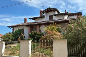 VILLA SINGOLA A CORBETTA