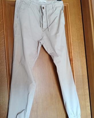 pantaloni estivi colore sabbia