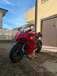 Ducati Panigale V4 2023 - Pochi km