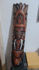 totem in legno