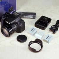 Fotocamera Canon SX60 HS con accessori