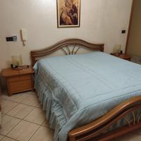 Camera da letto completa in legno