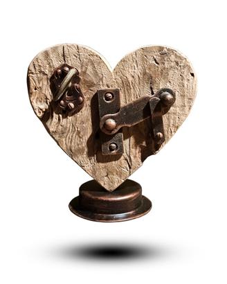 Cuore in Legno II "Chiavistello"