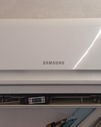 clima inverter Samsung usato..