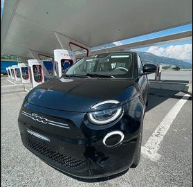 Fiat 500e la prima 3+1