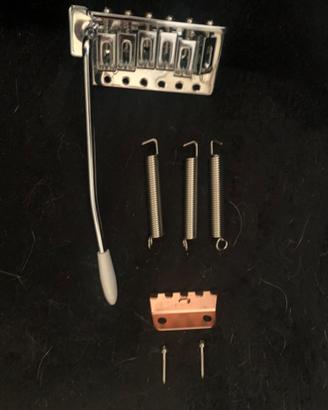 Tremolo stratocaster (no Fender)