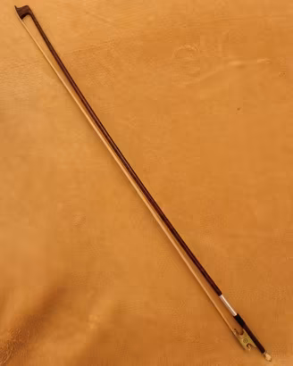 archetto violino antico stile barocco 